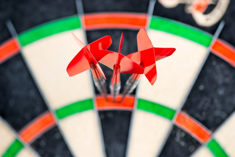 Featured Post Image - Darts Pundits & Commentators