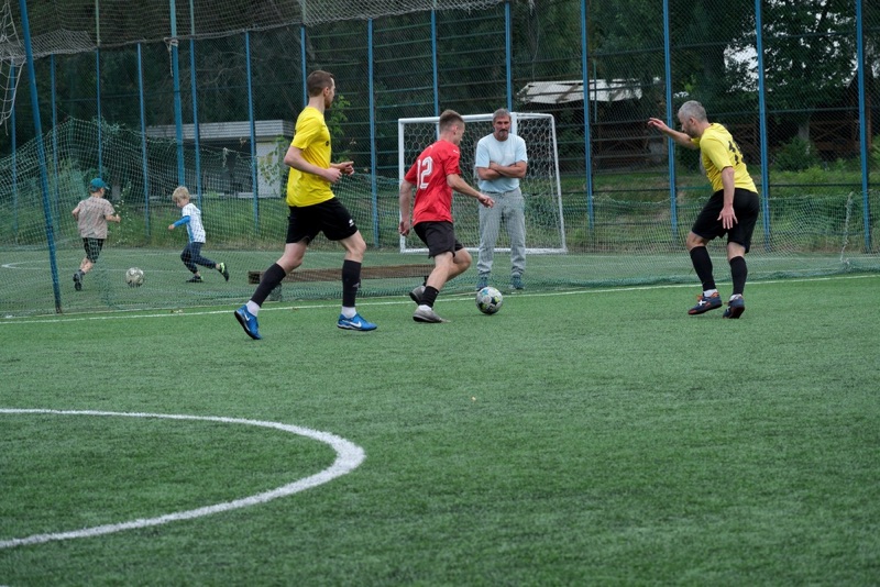 Featured Post Image - Surviving the Off-Season in Sports: 5 Things to Do Instead