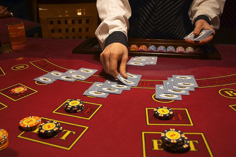 Blackjack dealer