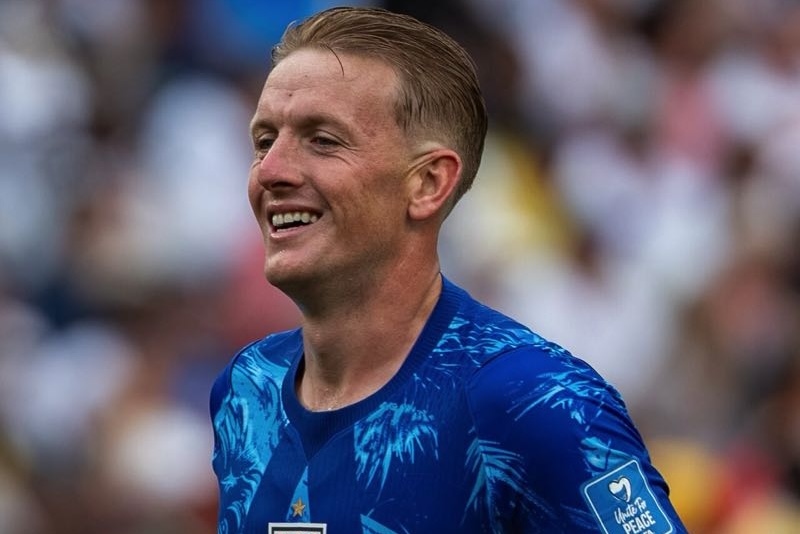 Featured Post Image - Pickford Extends Save of the Month Record